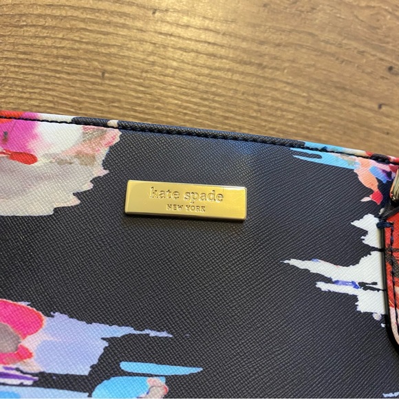 Kate Spade Dally Laurel Way Medium Size Watercolor Floral Tote Bag w/ Zipper - Picture 2 of 9
